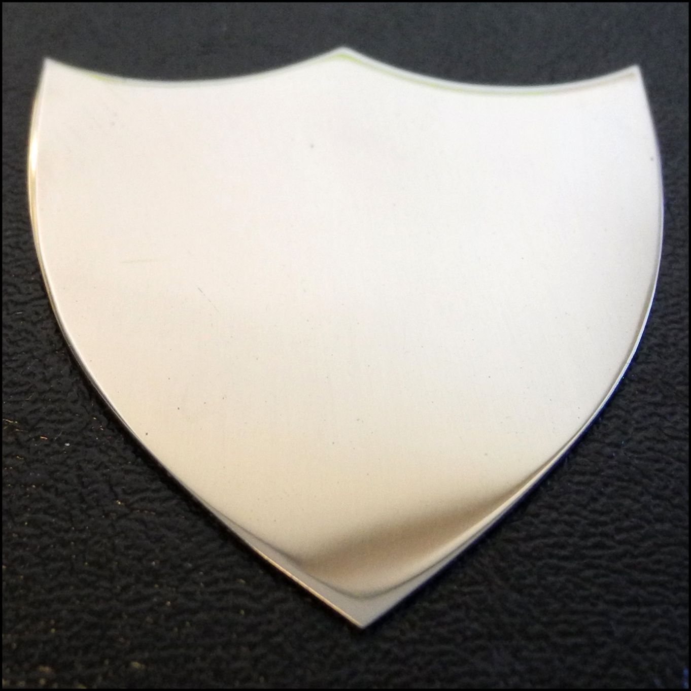Inscription Shield For Engraving 23mm x 20mm - TE34486