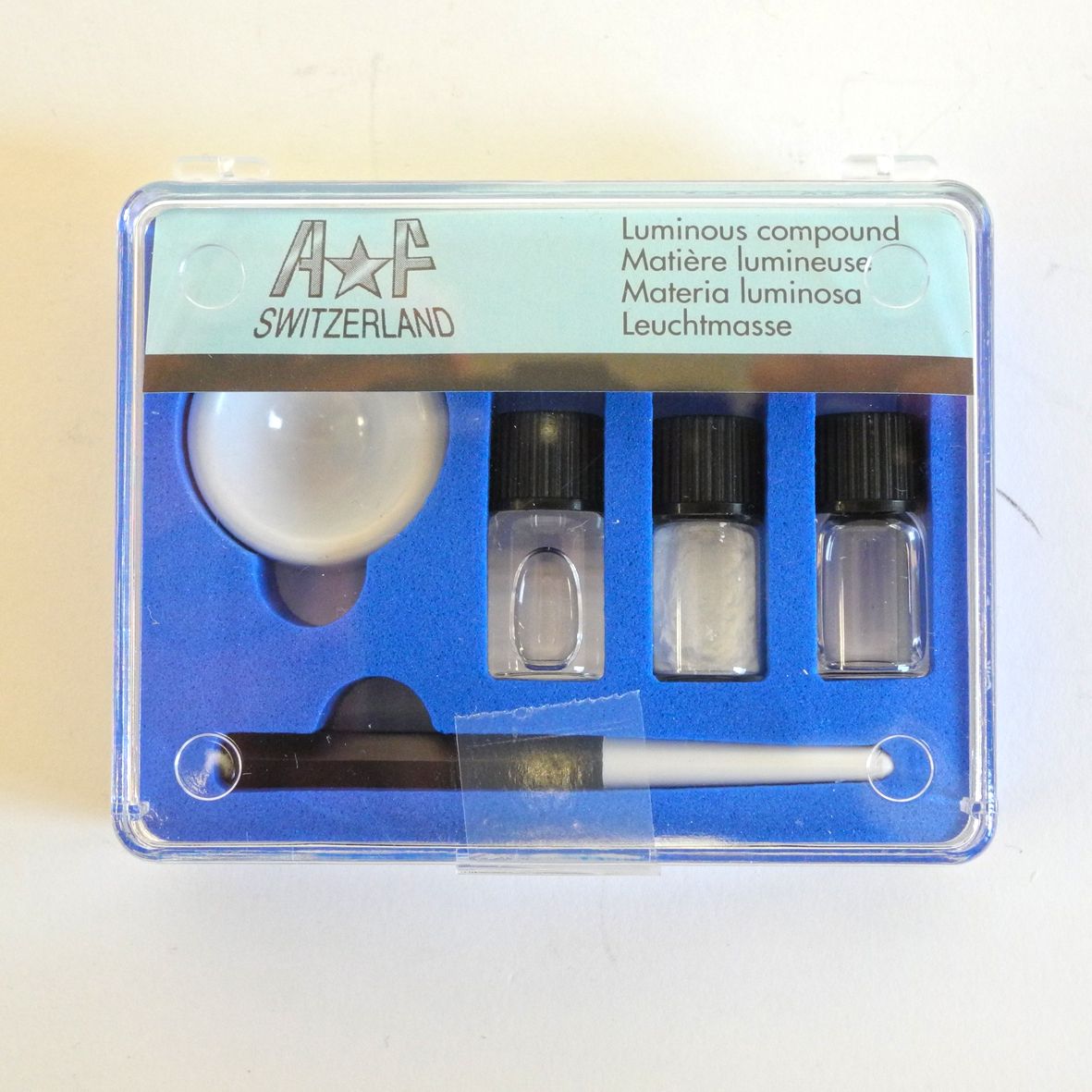 Luminous Compounds and Kits for Watch Hands (Lume)