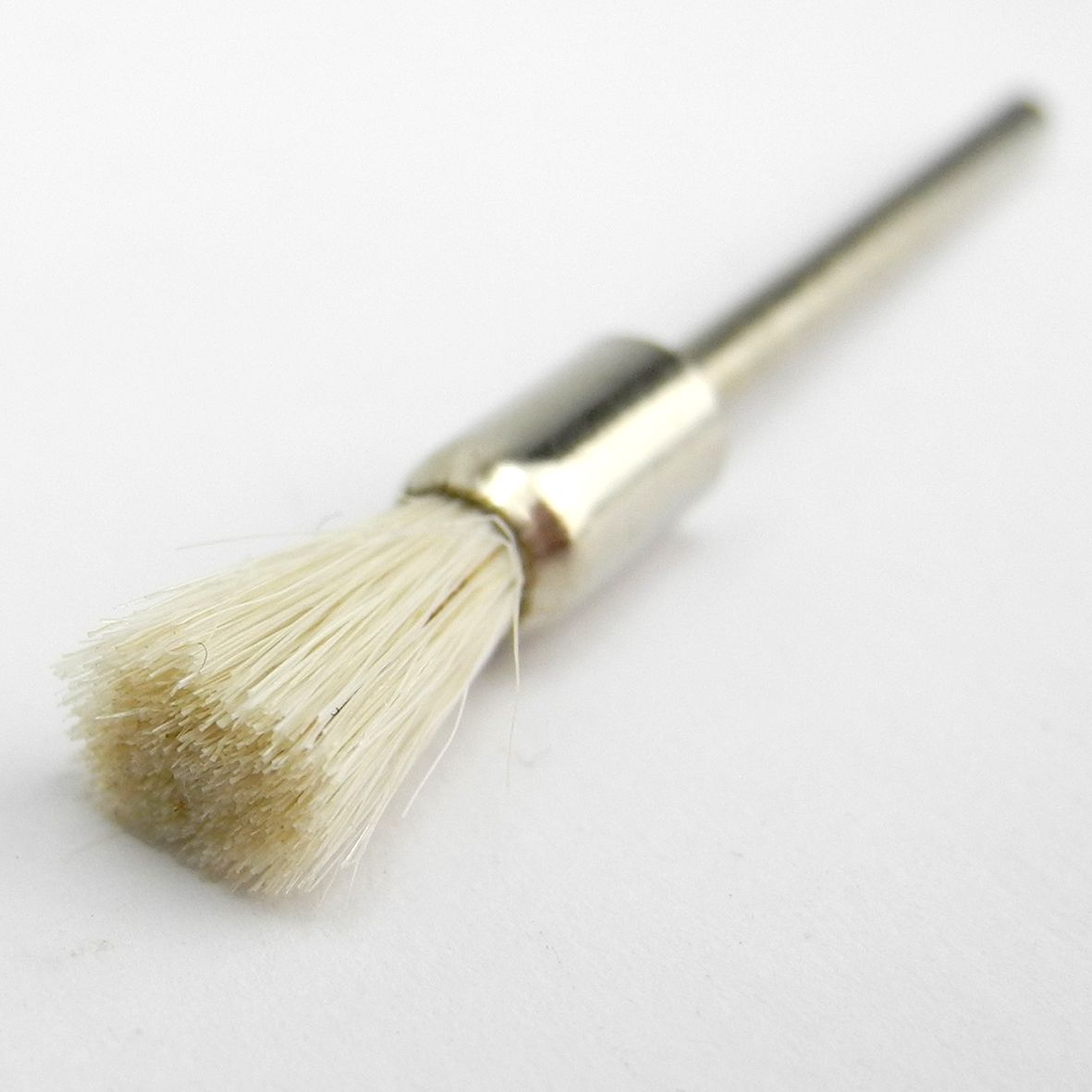 Mounted White Bristle Pencil - TM932W