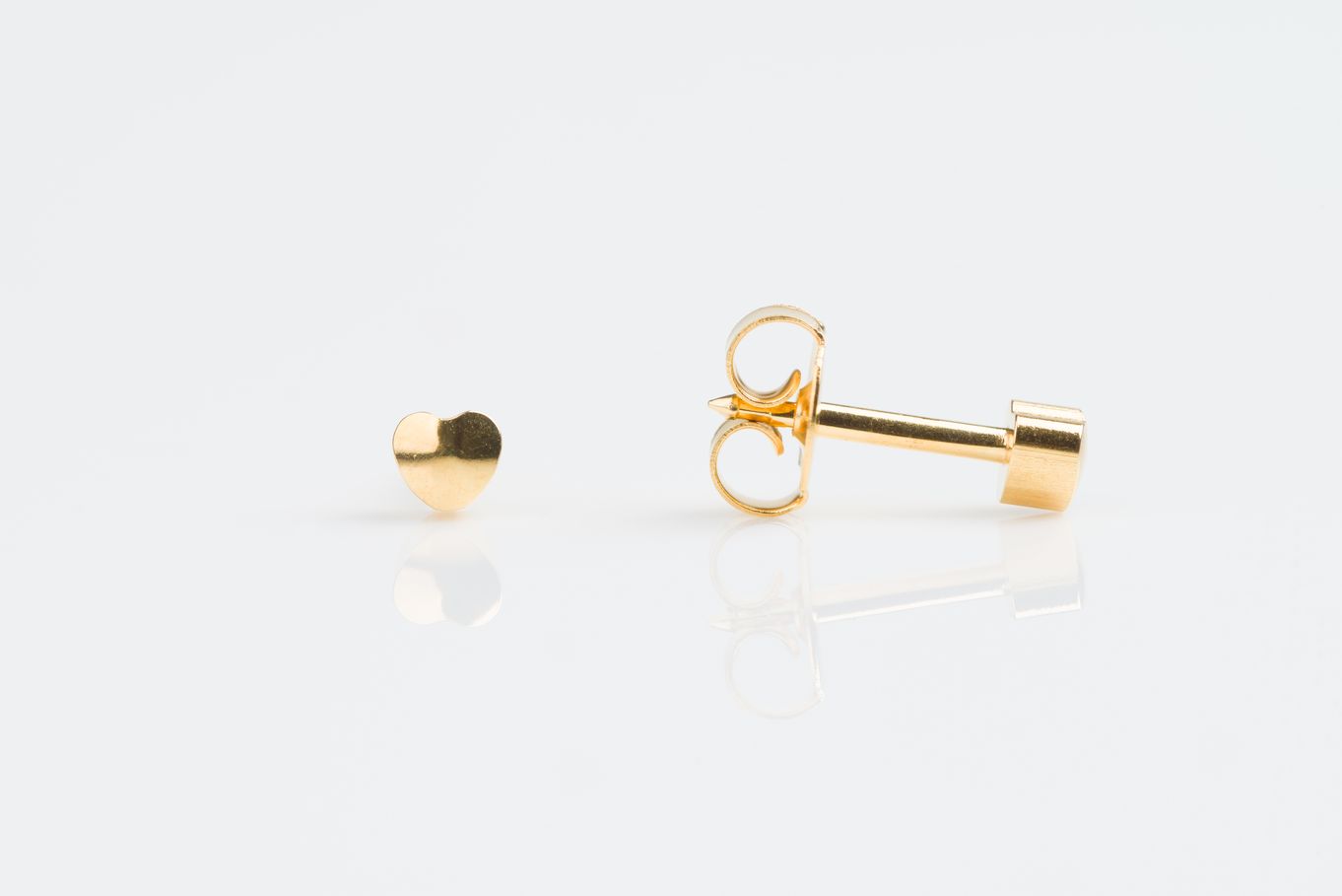 Studex 24ct Gold Plated Heart Shape Studs - E217