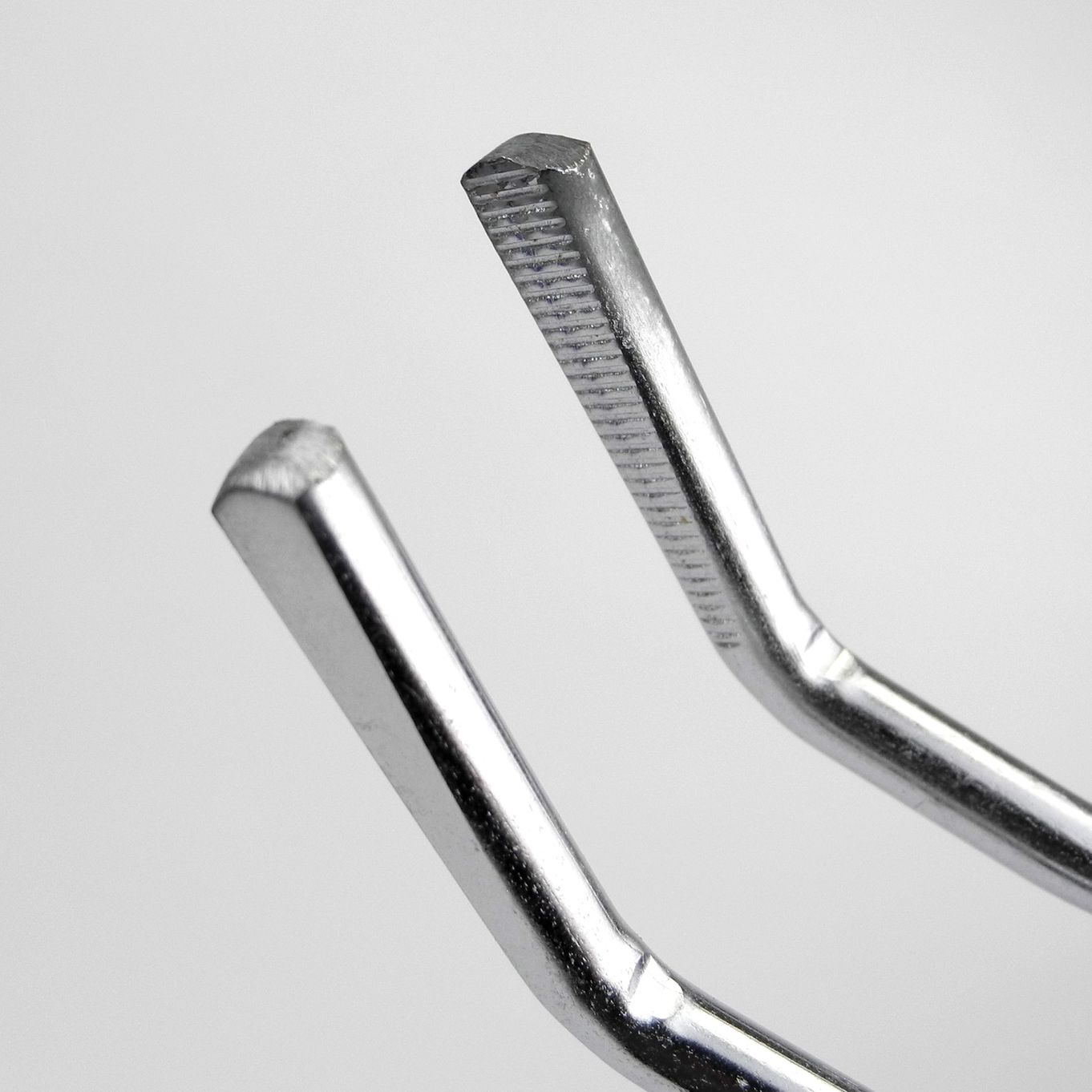 FLAX SCISSOR CRUCIBLE HOLDING TONGS 13