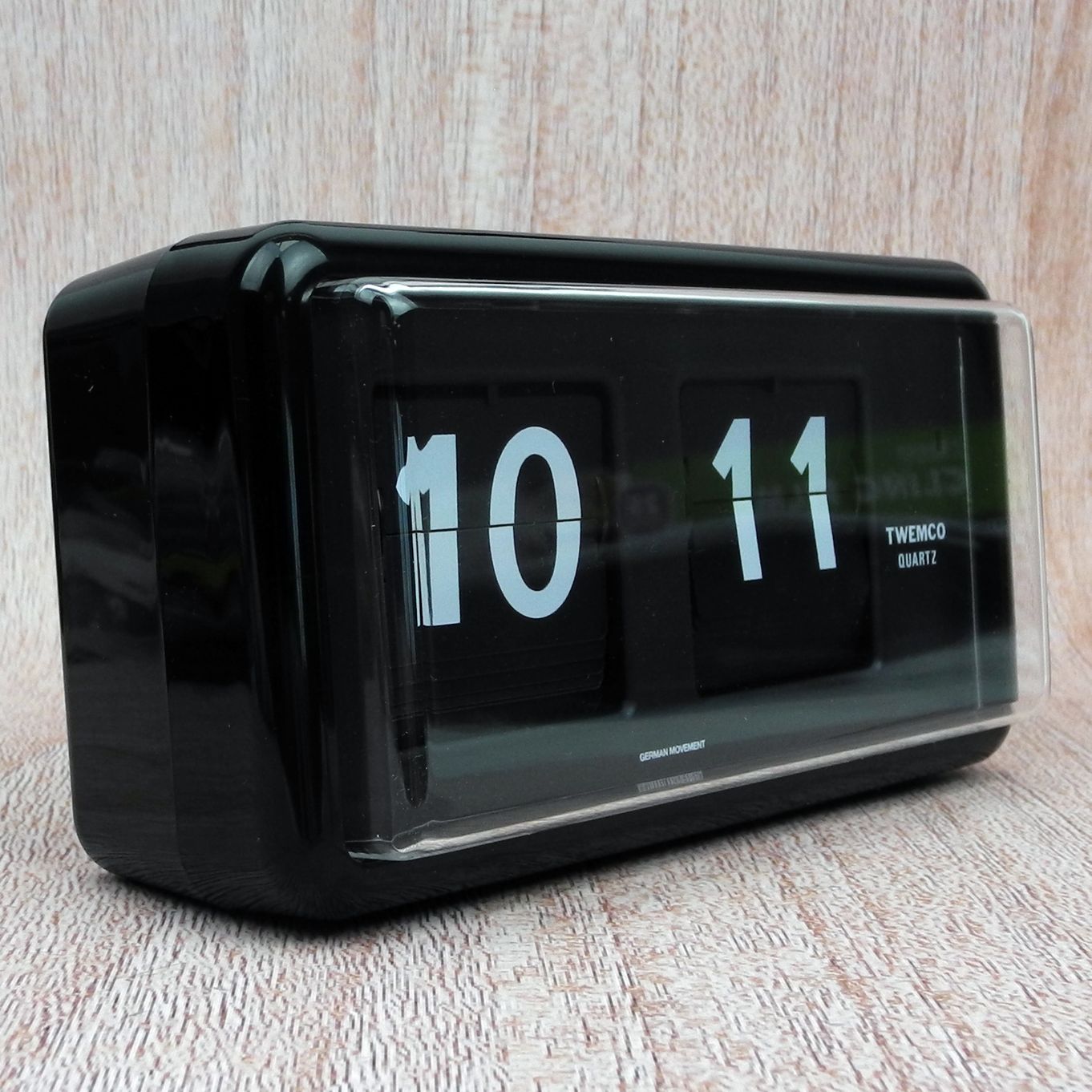 TWEMCO Flip Clock QT30
