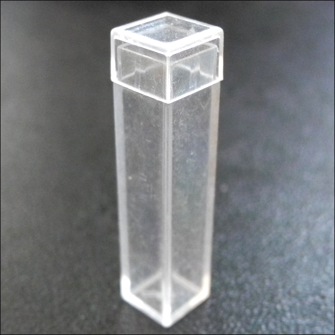 Perspex Box 8.5mm x 8.5mm x 38.5mm - HB314